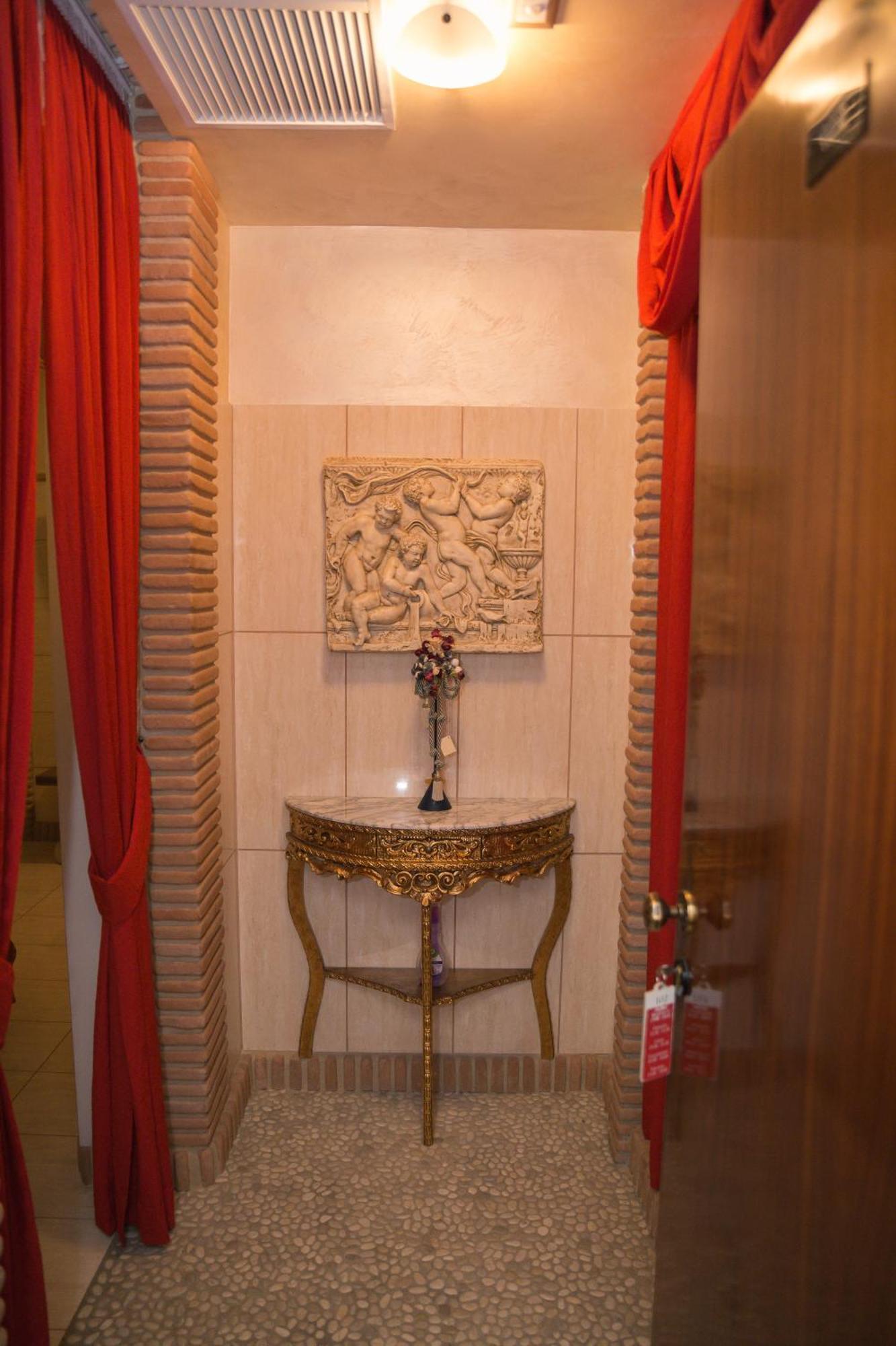 Hotel Il Castello Di Perano Extérieur photo